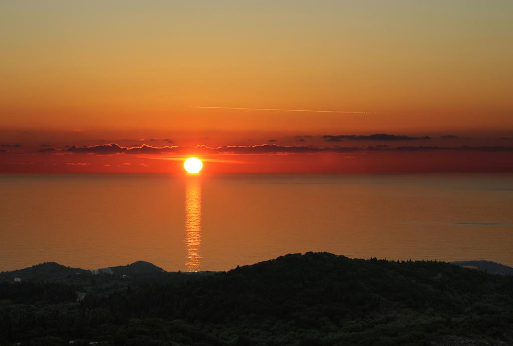 Sun Gazing Villas Drymon Eksteriør bilde